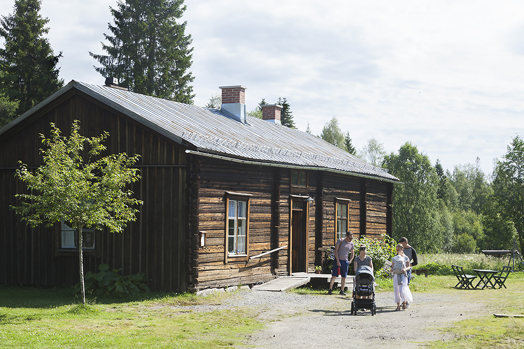 Peri-Hanschagården på Hägnan